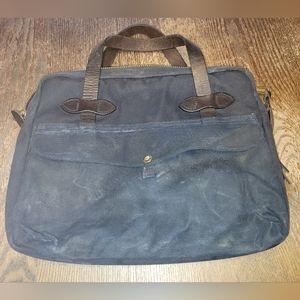Filson padded laptop bag